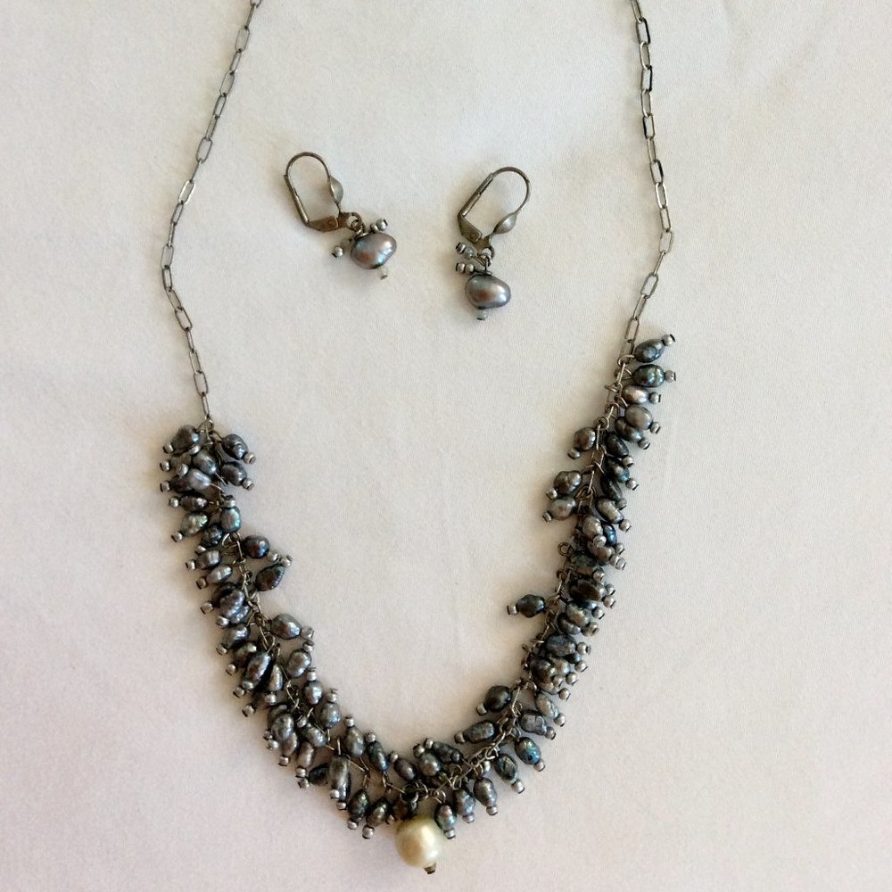 Vintage KAARI MENG NYC Designs gray pearl necklace and earring set
